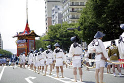 「祇園祭」の山鉾巡行
